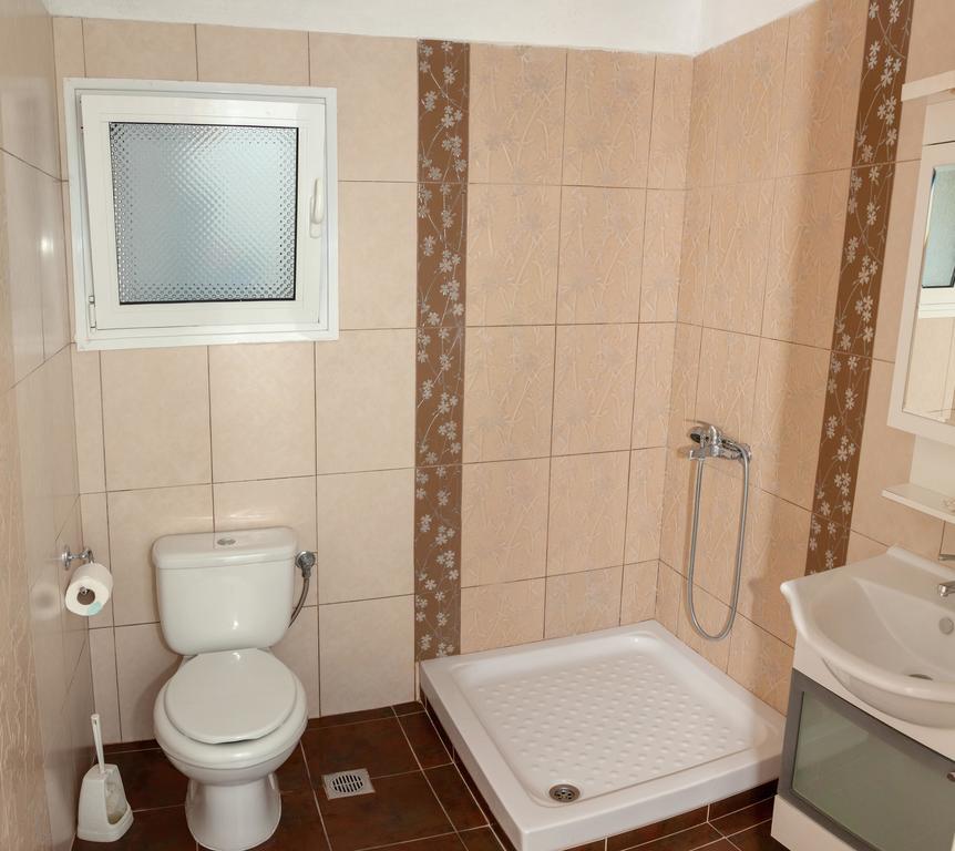 Artemis Apartments Paralia Dionysiou Quarto foto