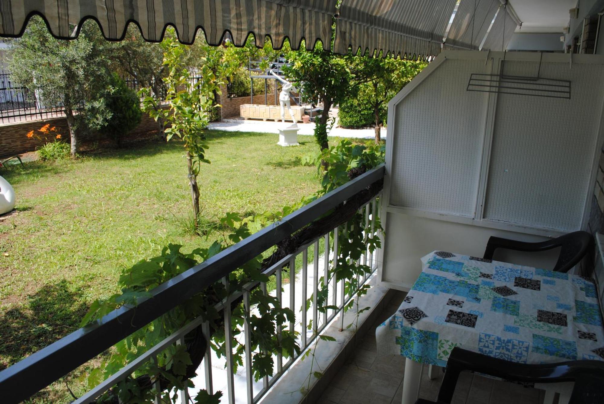 Artemis Apartments Paralia Dionysiou Exterior foto
