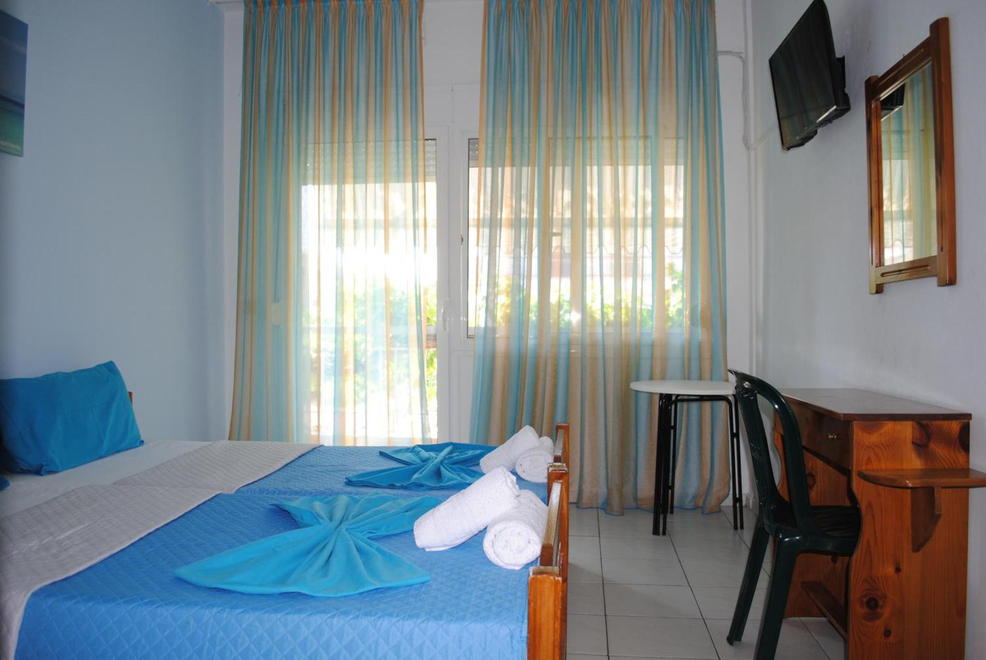 Artemis Apartments Paralia Dionysiou Exterior foto